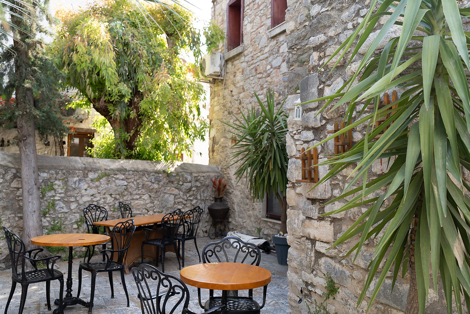 Village cafés & venues