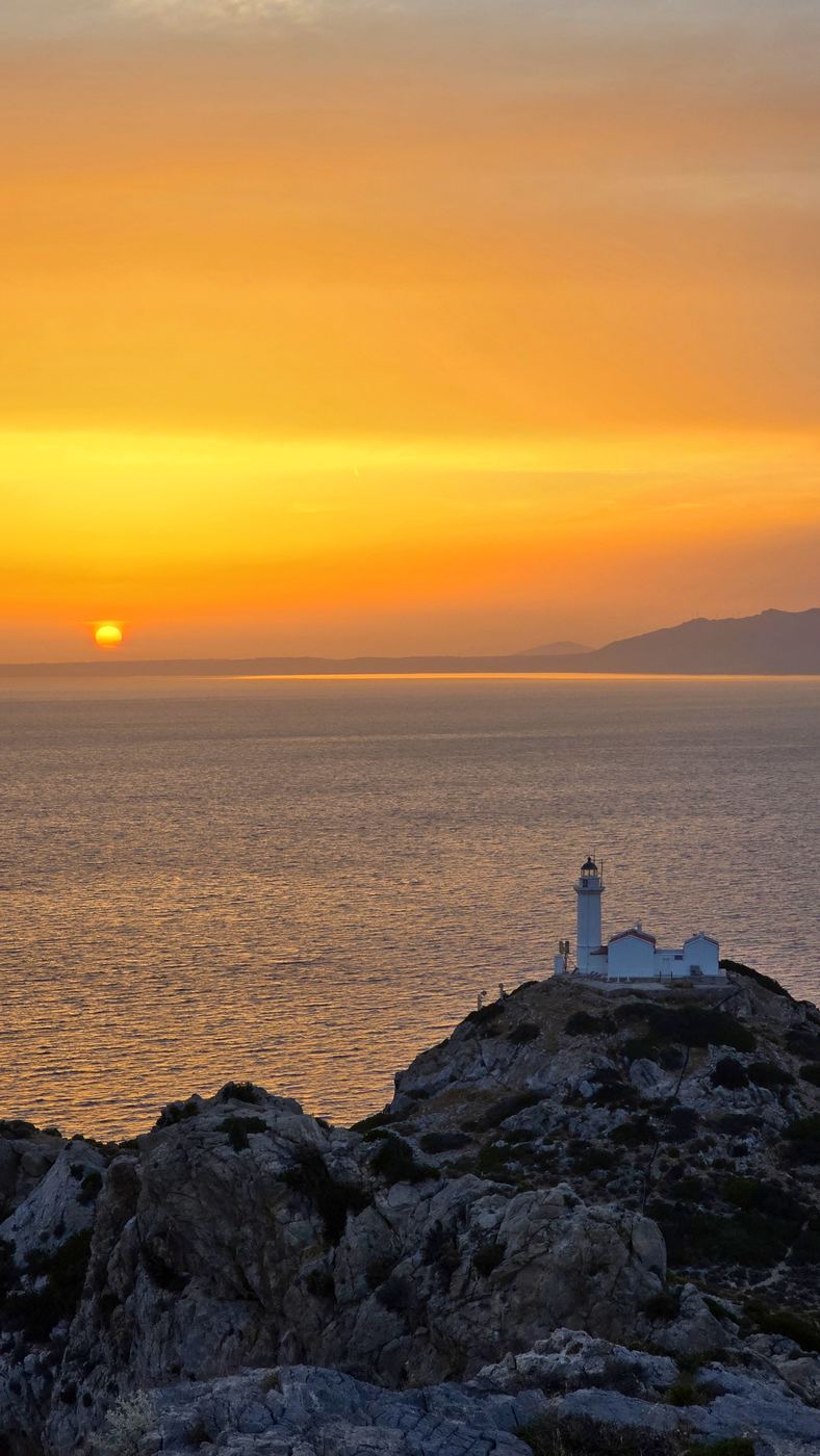 Deveboynu (Knidos) Lighthouse at sunset