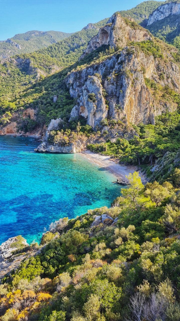 A frame from Eski Datça